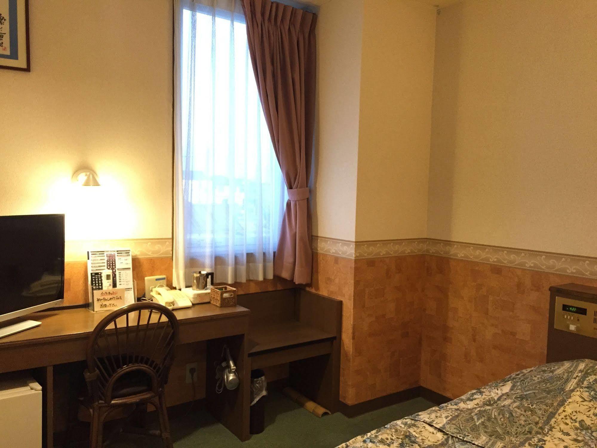 Maebashi Business Hotel Luka Kültér fotó